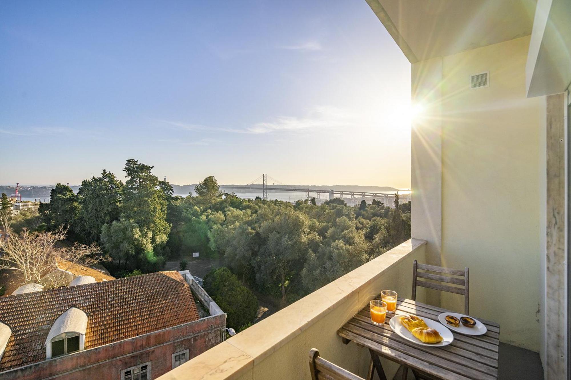 Whome | 270º Panoramic View Premium Apartment Lisbon Luaran gambar